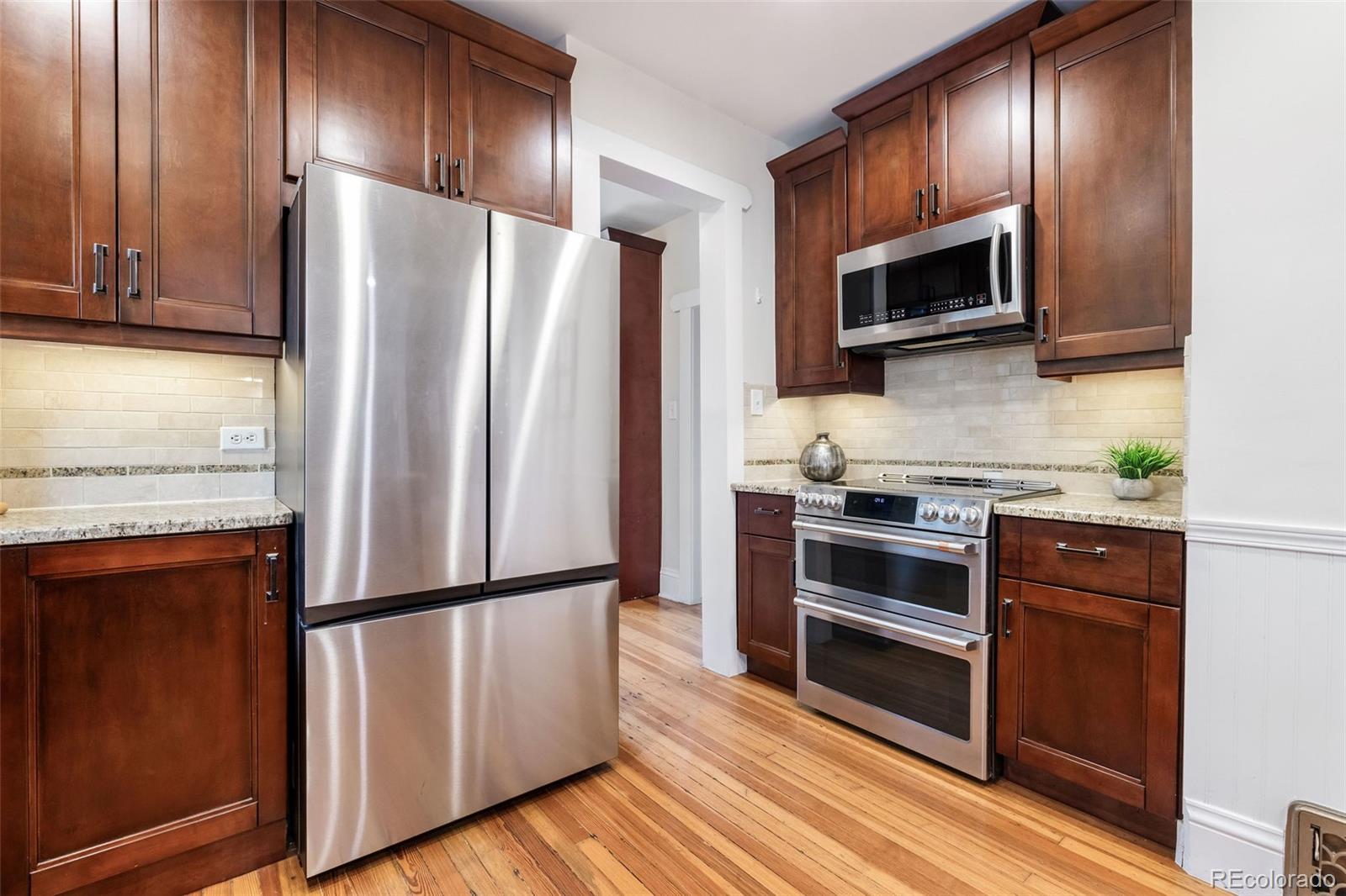 MLS Image #13 for 1195 s grant street,denver, Colorado