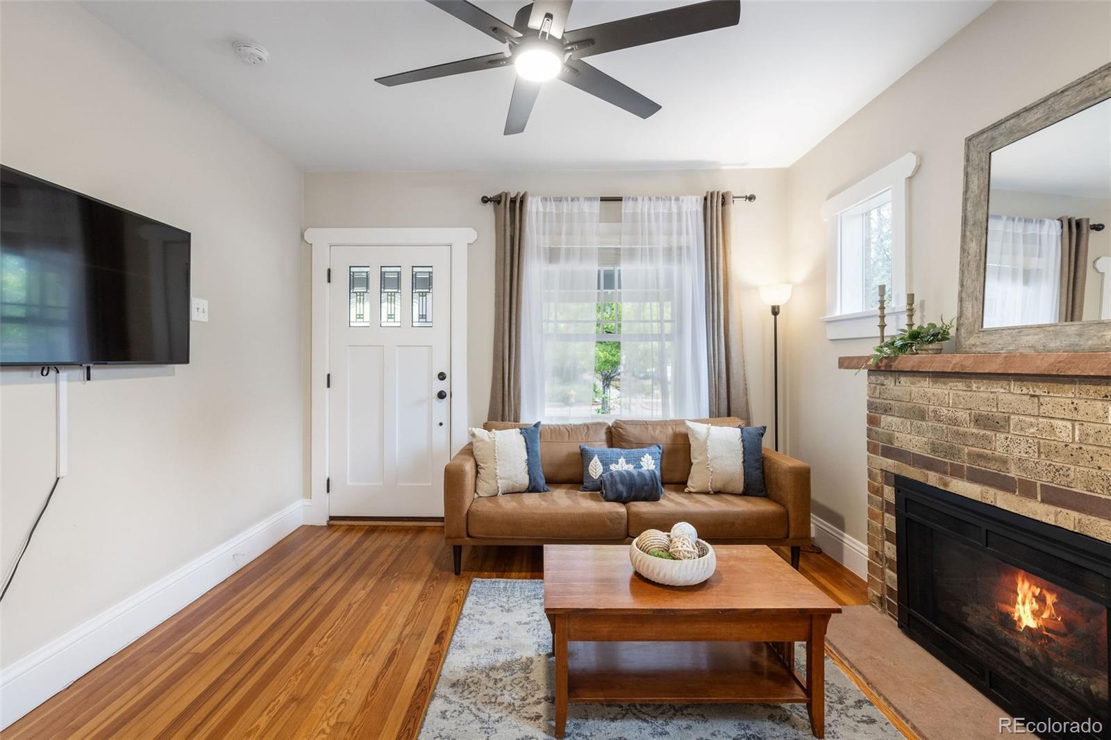 MLS Image #4 for 1195 s grant street,denver, Colorado