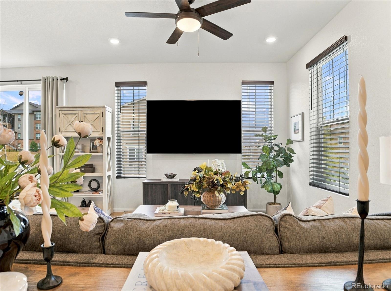 MLS Image #4 for 4317 s netherland court,aurora, Colorado