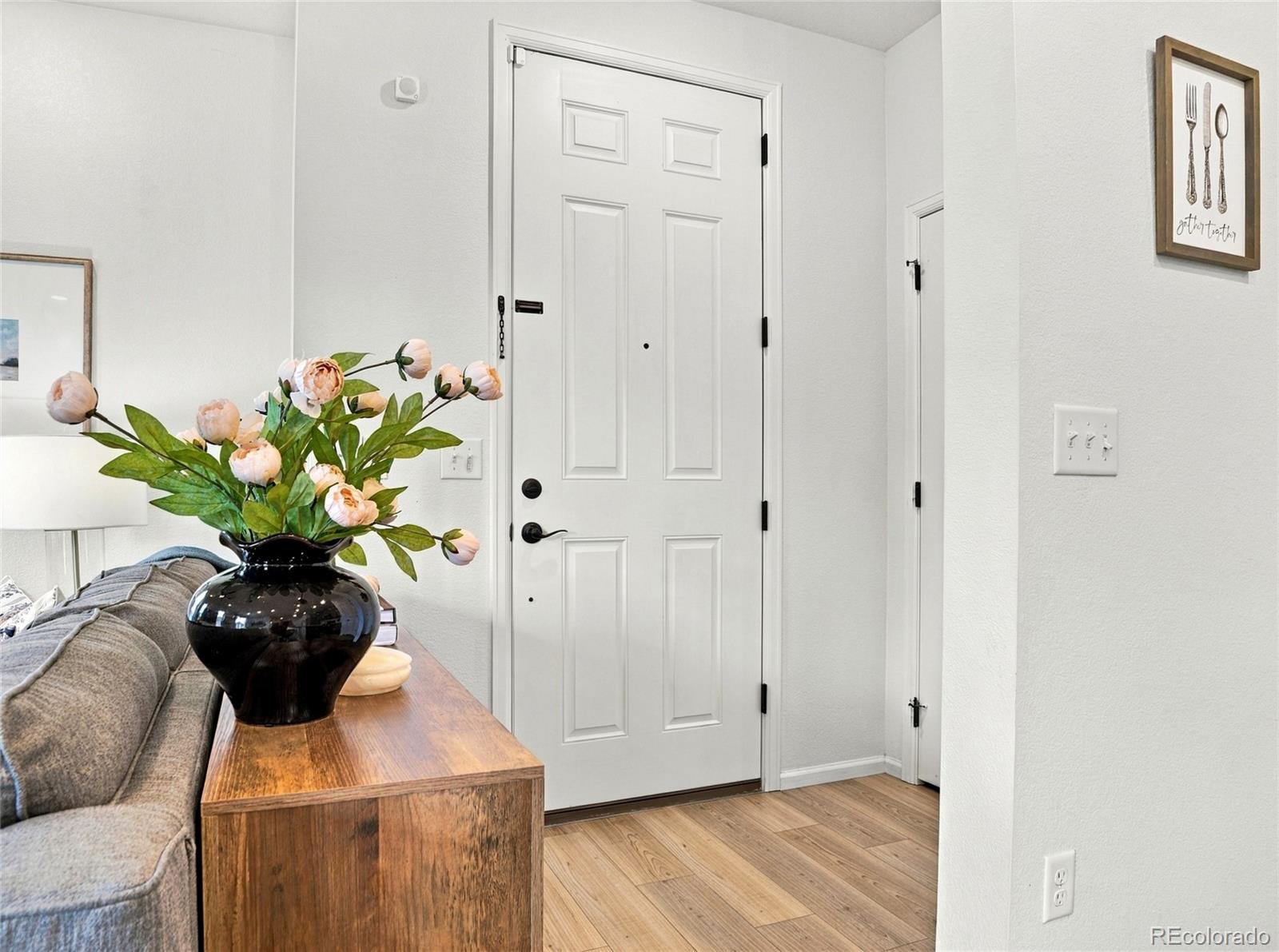 MLS Image #5 for 4317 s netherland court,aurora, Colorado