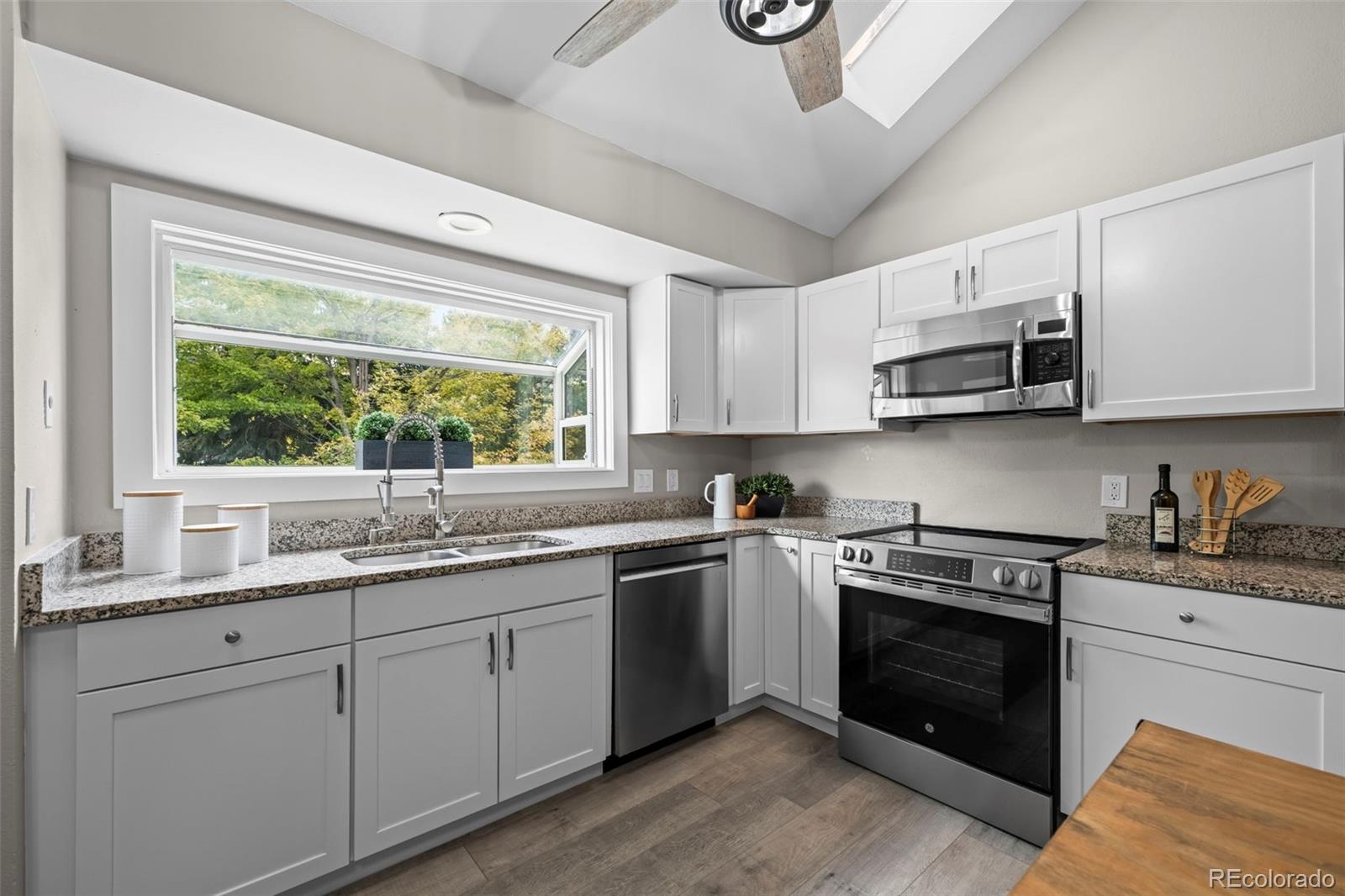 MLS Image #10 for 10620 w glasgow avenue,littleton, Colorado