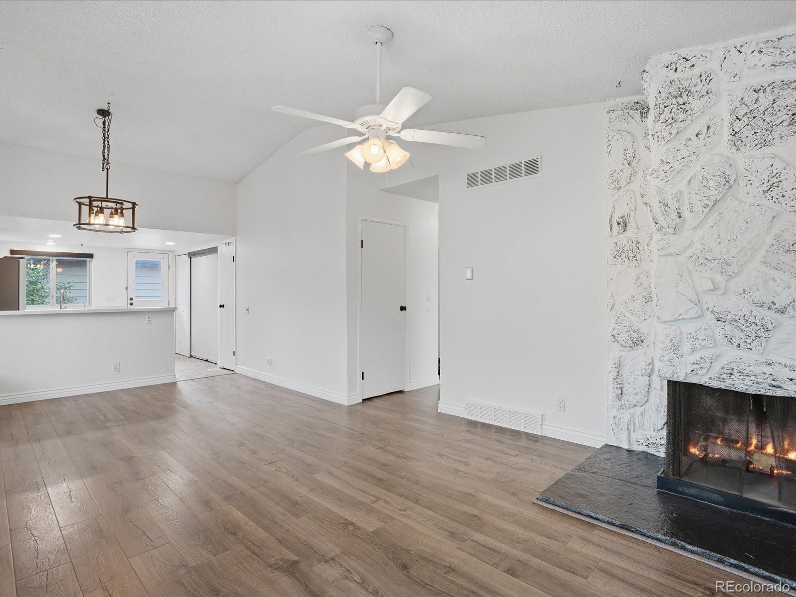 MLS Image #11 for 3572 s kittredge street,aurora, Colorado