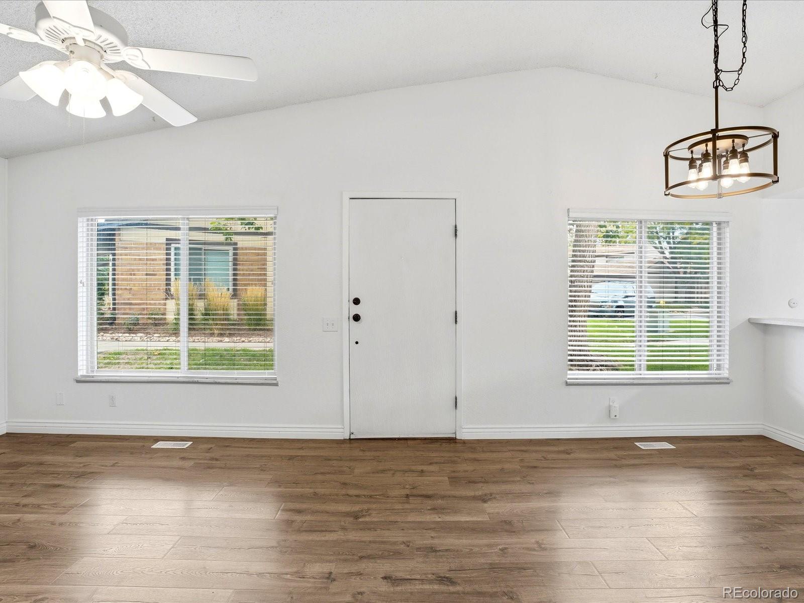 MLS Image #14 for 3572 s kittredge street,aurora, Colorado