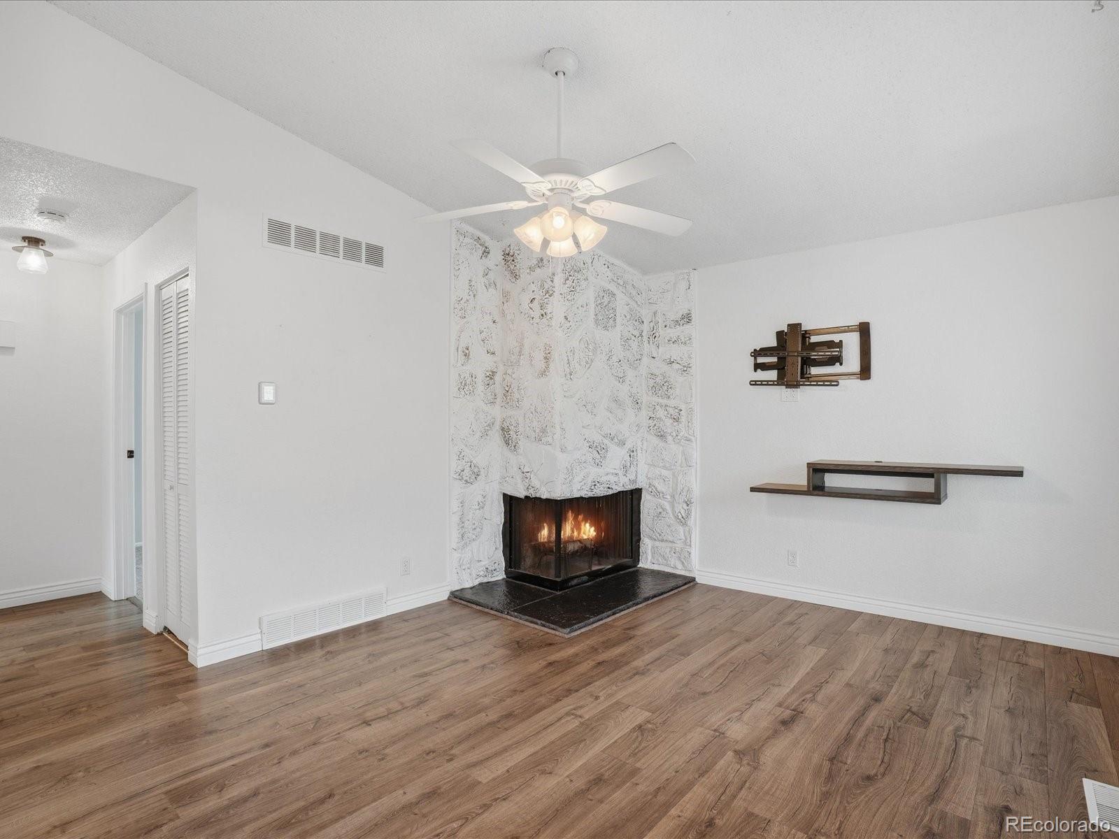MLS Image #16 for 3572 s kittredge street,aurora, Colorado