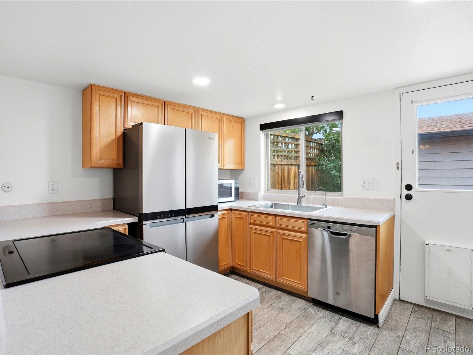 MLS Image #2 for 3572 s kittredge street,aurora, Colorado