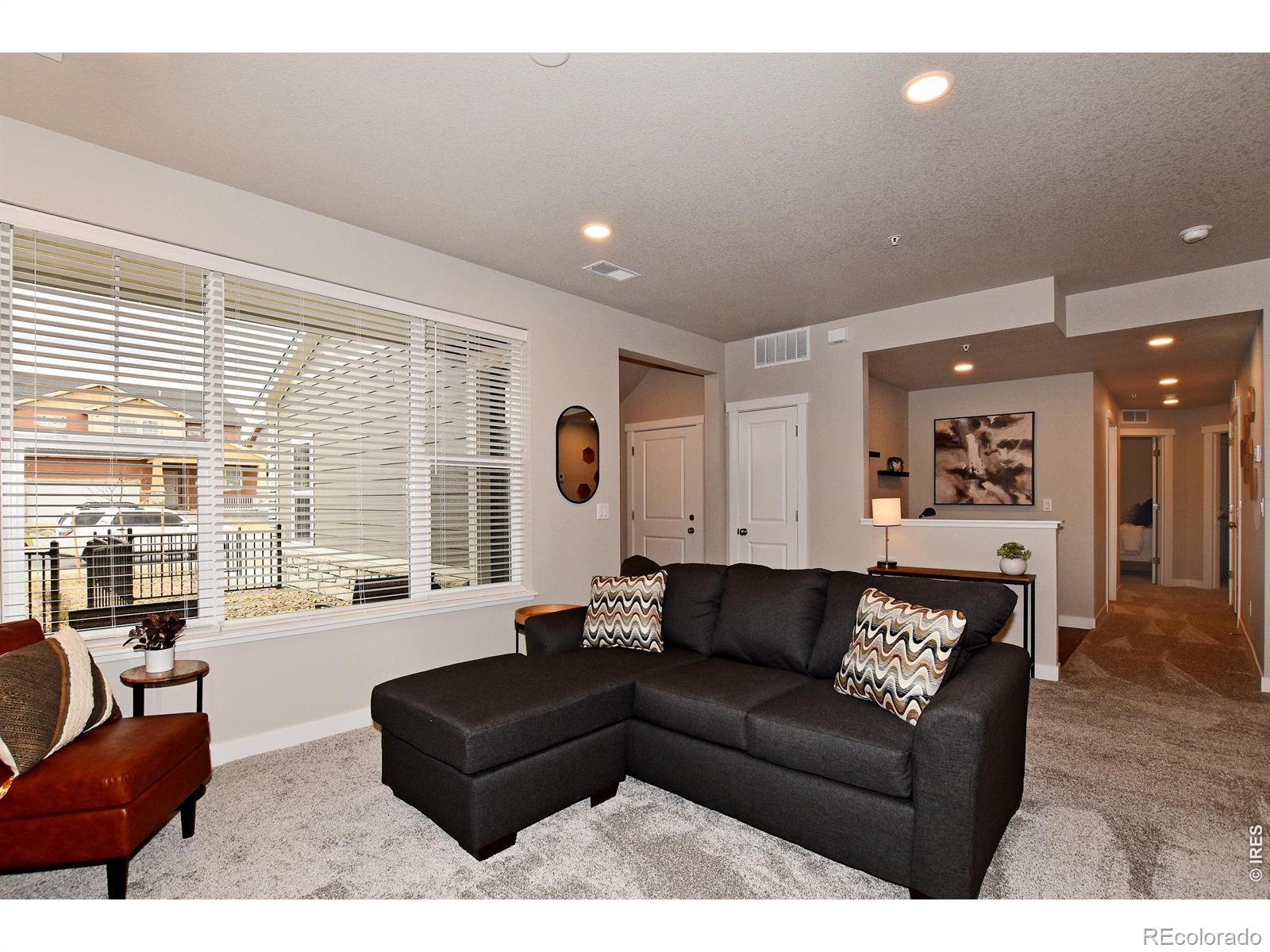 MLS Image #4 for 4115 n park drive,loveland, Colorado