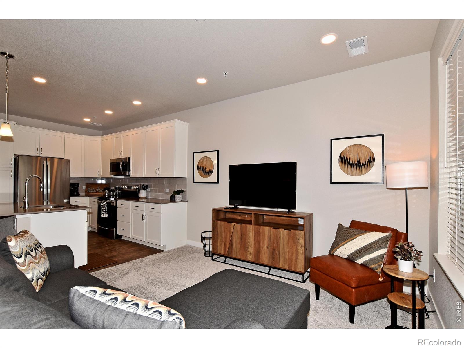 MLS Image #5 for 4115 n park drive,loveland, Colorado