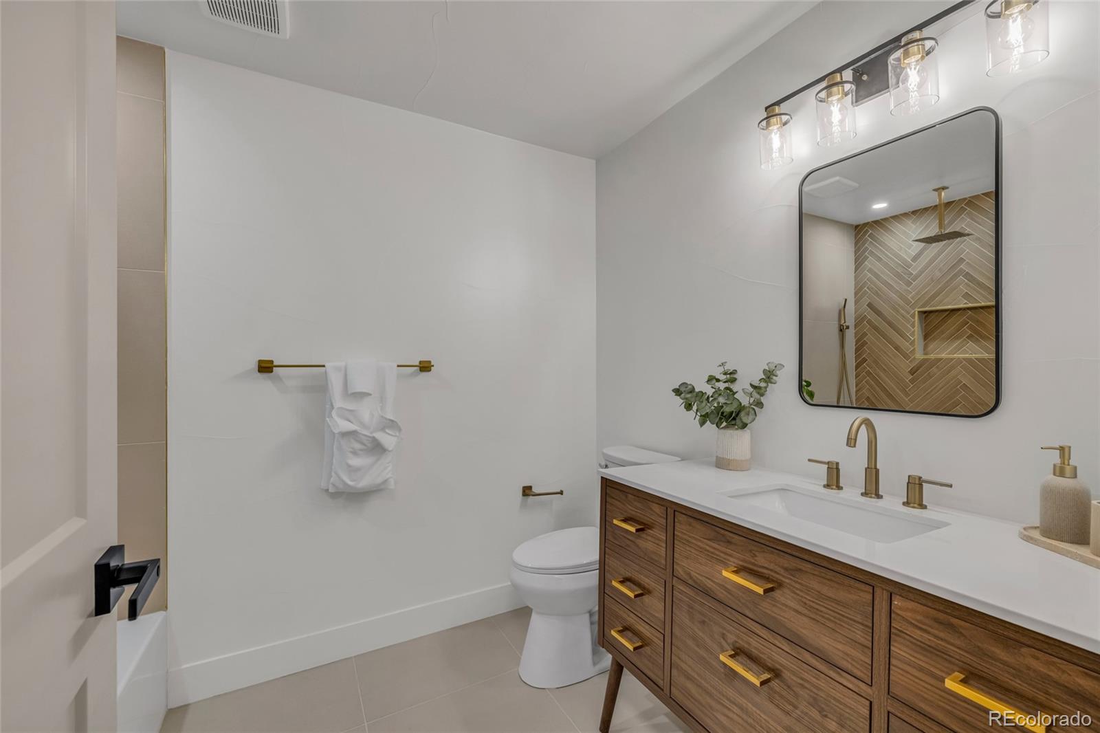 MLS Image #14 for 7373 s dexter way,centennial, Colorado