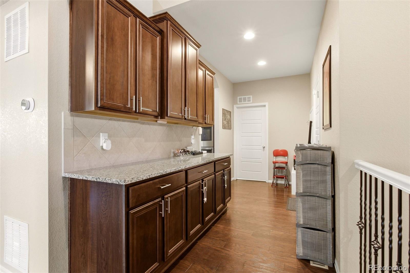 MLS Image #6 for 22575 e union circle,aurora, Colorado