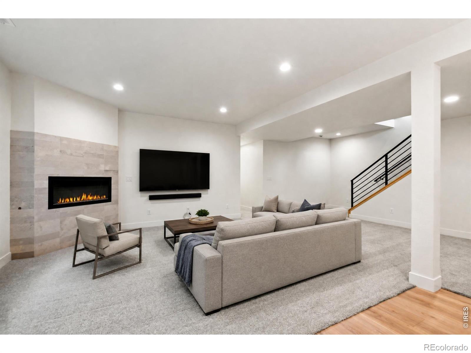 MLS Image #10 for 1424  burt avenue,berthoud, Colorado