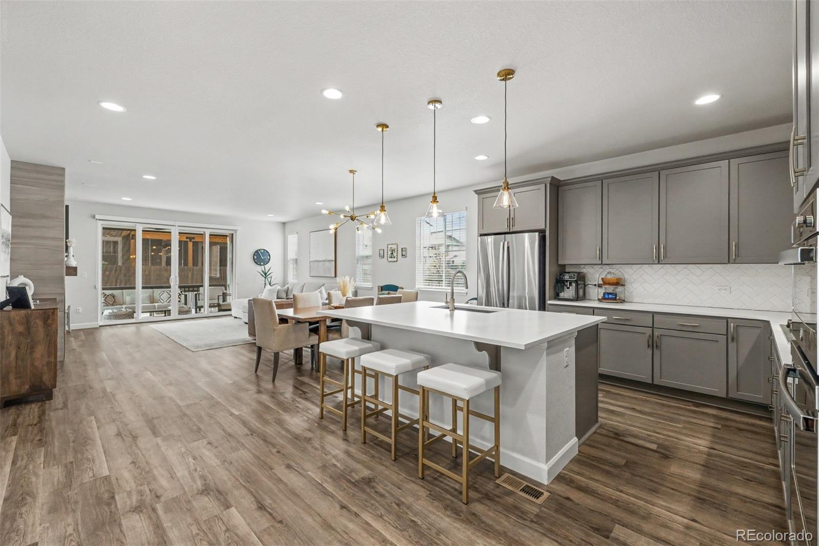 MLS Image #4 for 26402 e moraine place,aurora, Colorado
