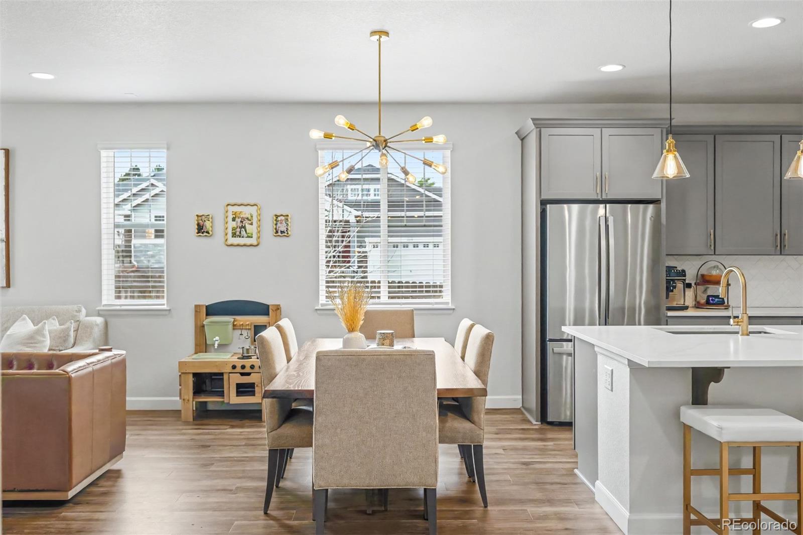 MLS Image #9 for 26402 e moraine place,aurora, Colorado