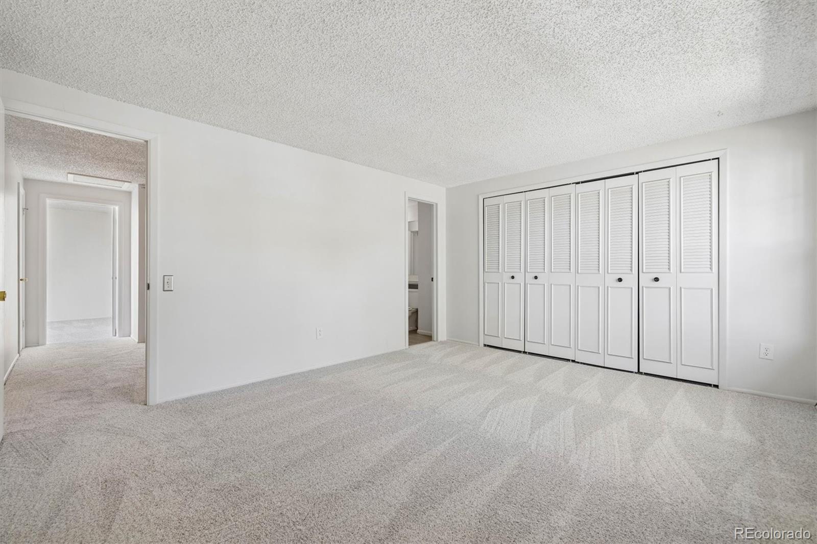 MLS Image #13 for 7002 s knolls way,centennial, Colorado