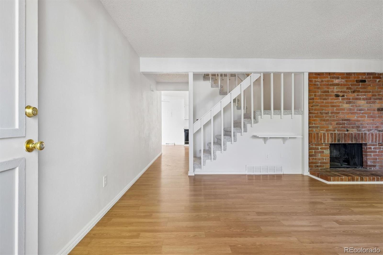 MLS Image #2 for 7002 s knolls way,centennial, Colorado