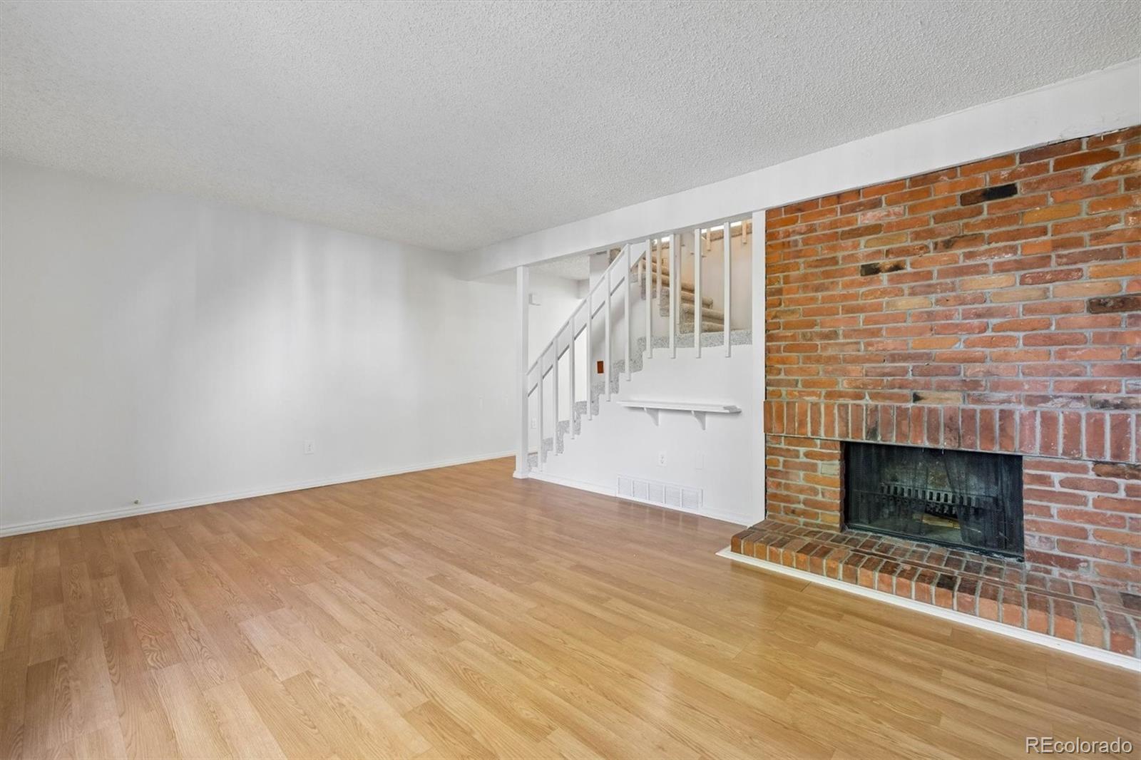 MLS Image #5 for 7002 s knolls way,centennial, Colorado