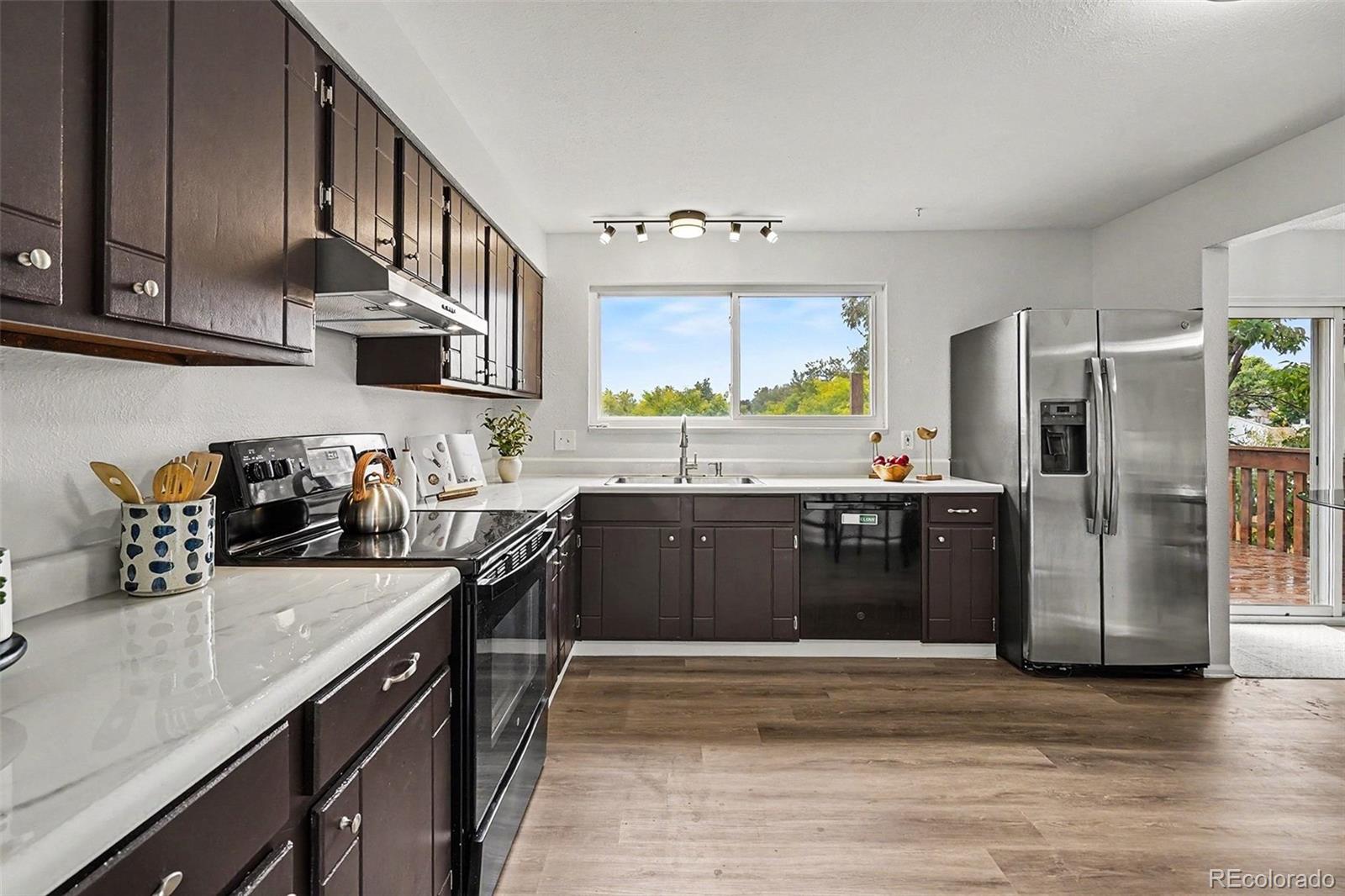 MLS Image #5 for 9428 w brittany avenue,littleton, Colorado