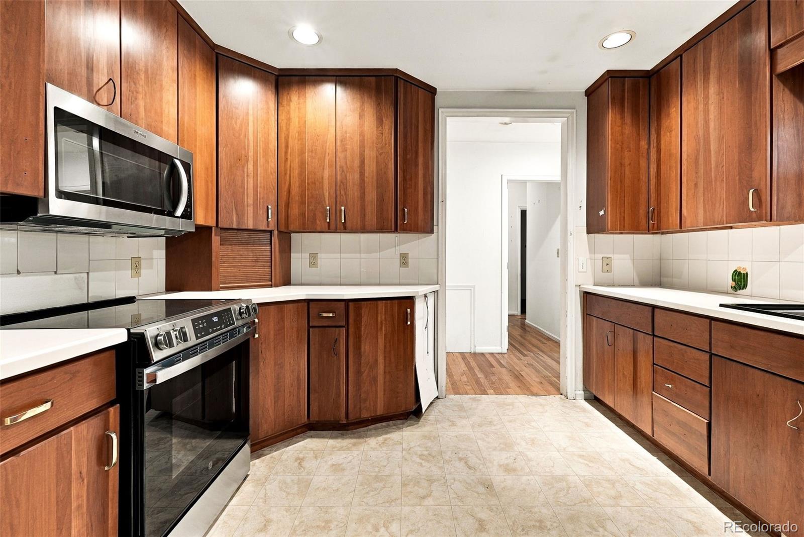 MLS Image #14 for 2650 s pennsylvania street,denver, Colorado