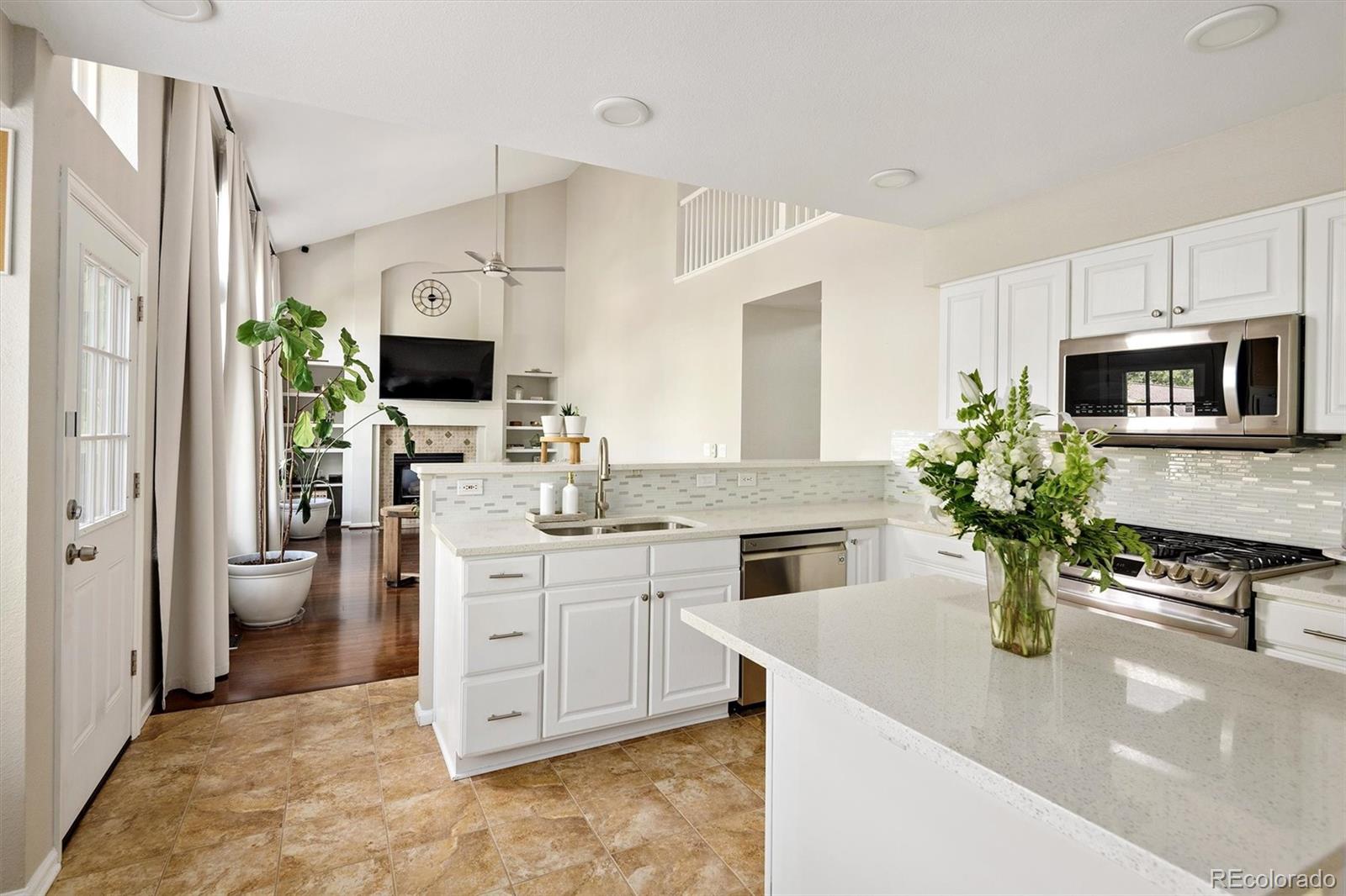 MLS Image #18 for 809  redwood court,highlands ranch, Colorado