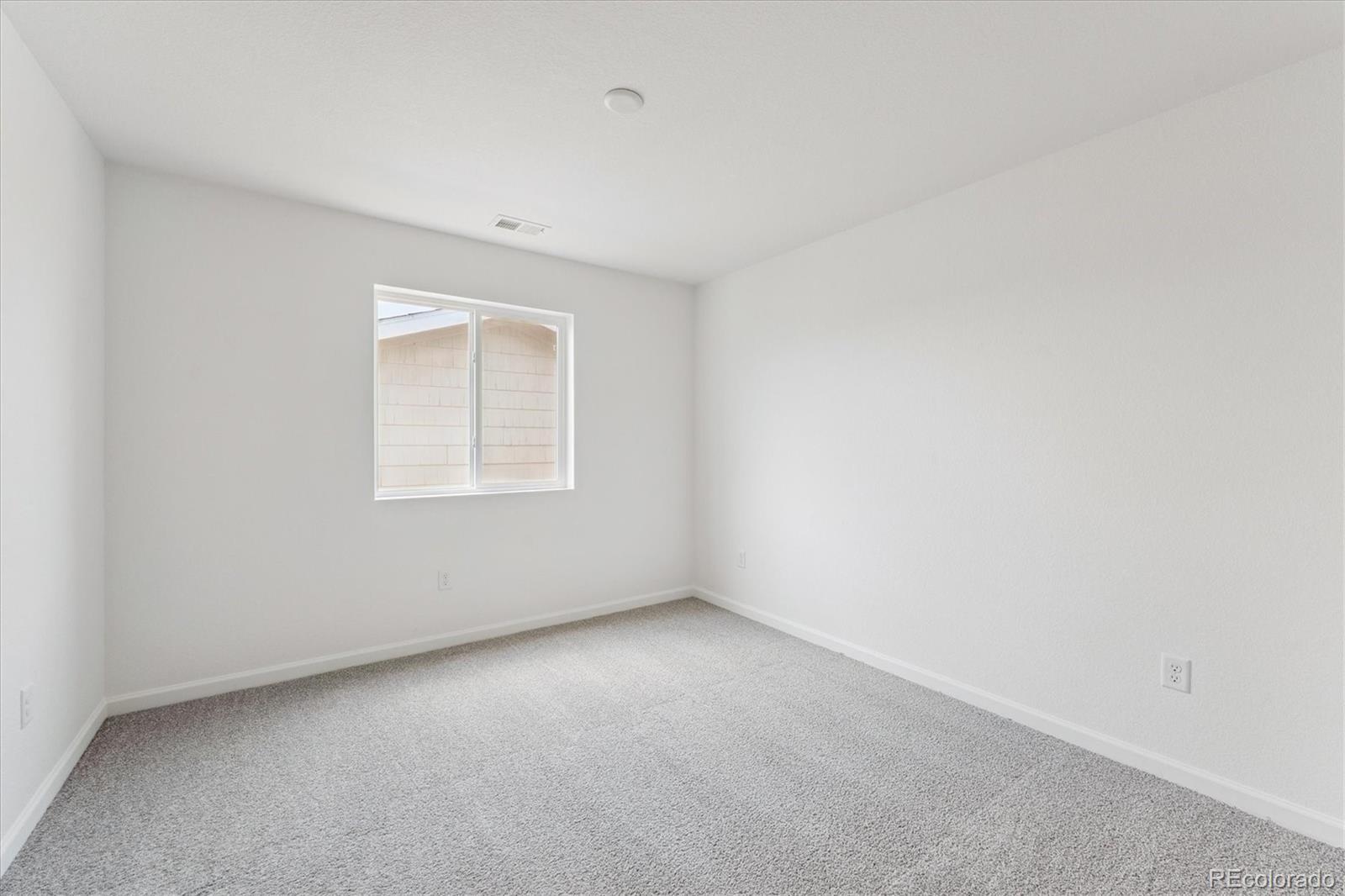 MLS Image #17 for 4615  sugar beet street,johnstown, Colorado