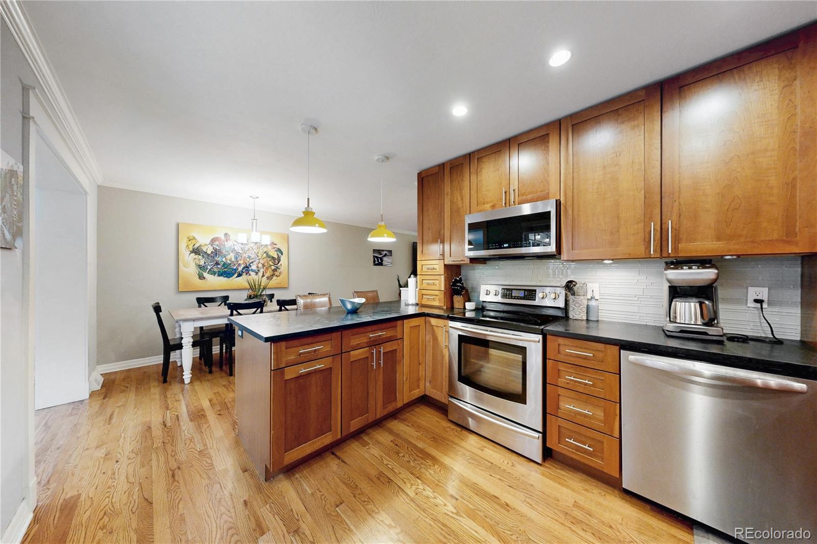 MLS Image #10 for 668 s jasmine way,denver, Colorado