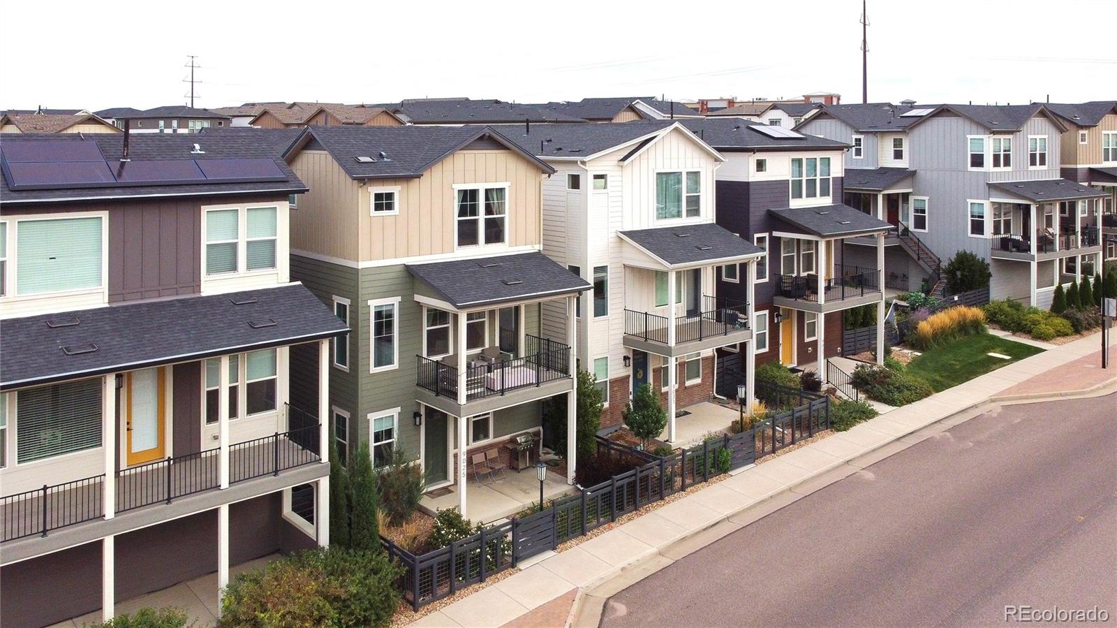 MLS Image #2 for 9025  southurst street,highlands ranch, Colorado