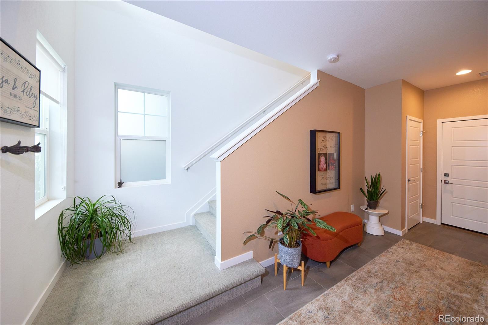 MLS Image #4 for 9025  southurst street,highlands ranch, Colorado