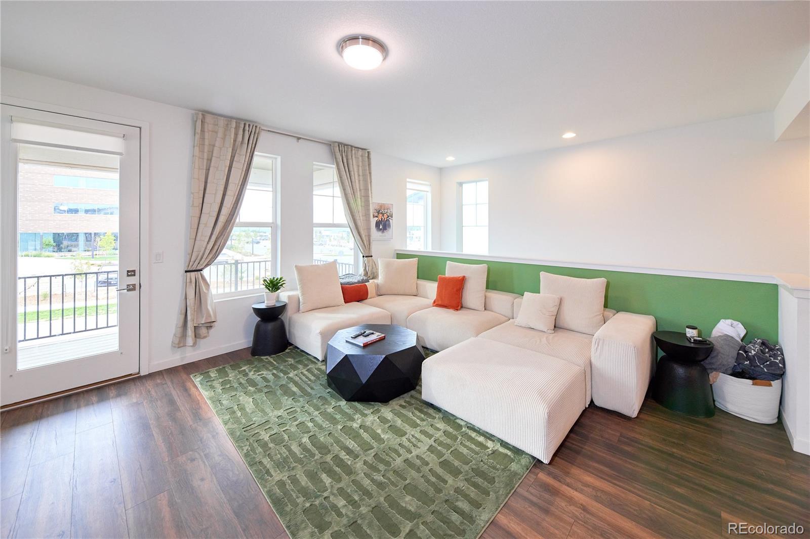 MLS Image #7 for 9025  southurst street,highlands ranch, Colorado