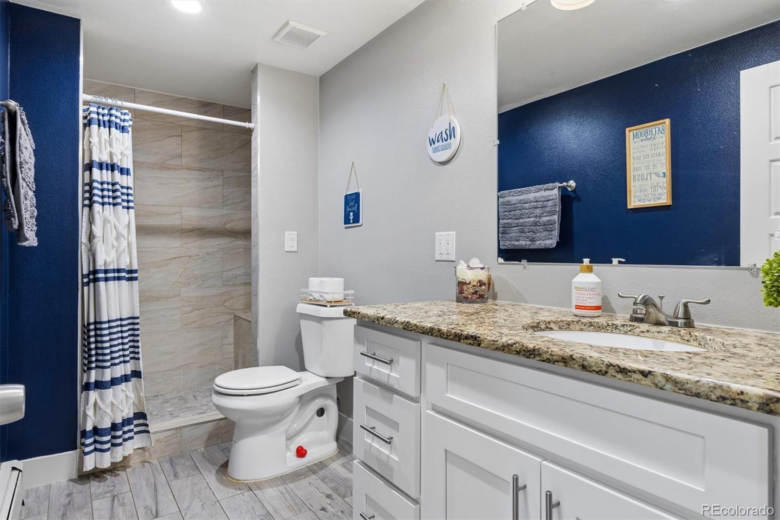 MLS Image #31 for 3734 s golden court,denver, Colorado