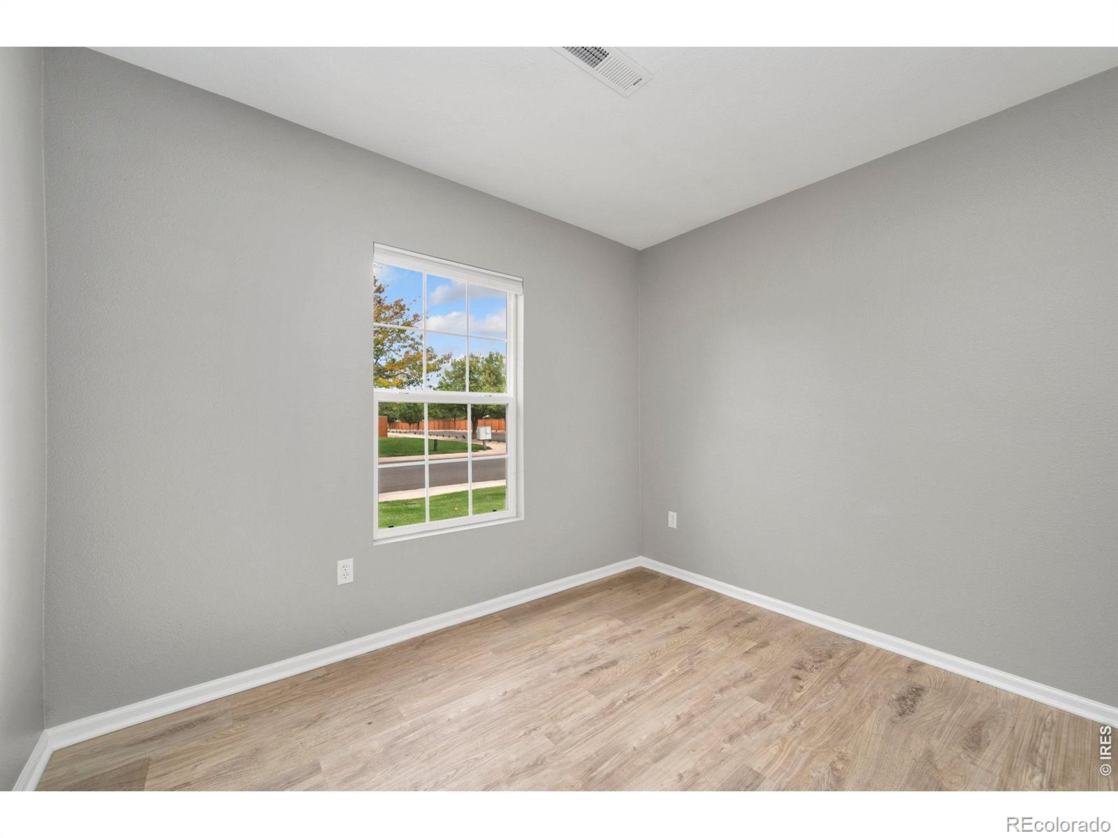 MLS Image #11 for 620  elizabeth st cir,dacono, Colorado