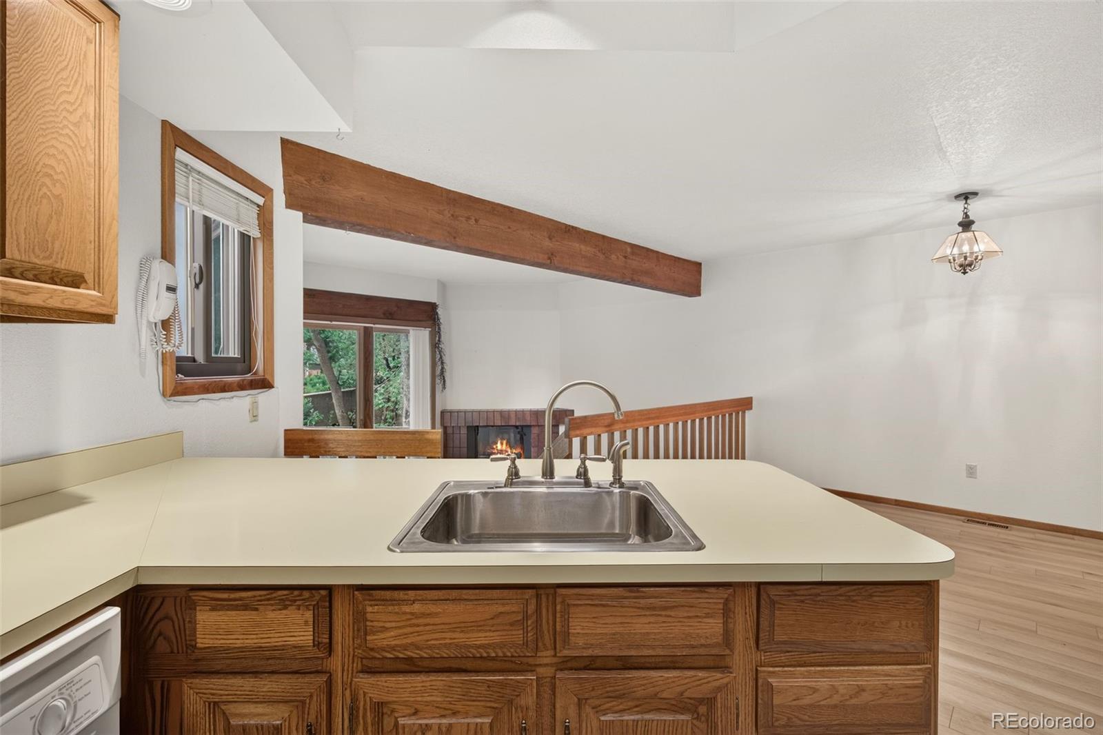 MLS Image #10 for 102  creekside lane,colorado springs, Colorado