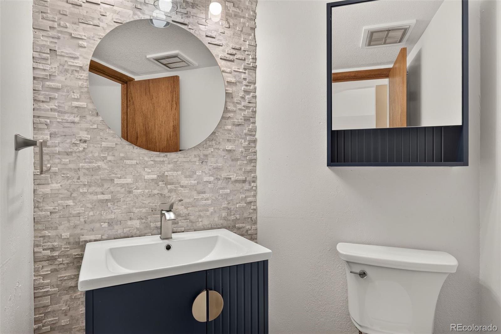 MLS Image #15 for 102  creekside lane,colorado springs, Colorado
