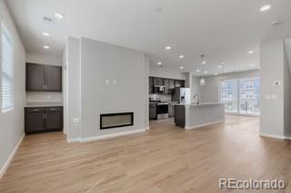 MLS Image #10 for 9200 e 47th avenue,denver, Colorado