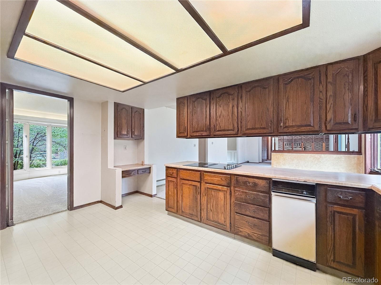 MLS Image #12 for 3015  springmeadow drive,colorado springs, Colorado