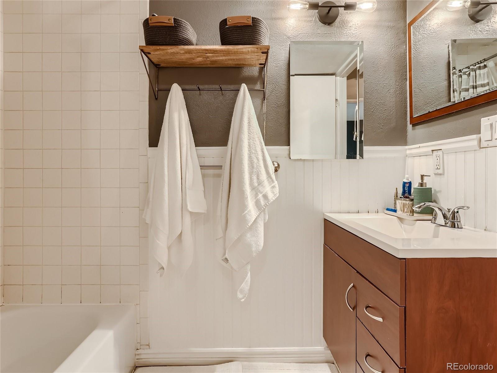 MLS Image #10 for 5300 e cherry creek south drive,denver, Colorado