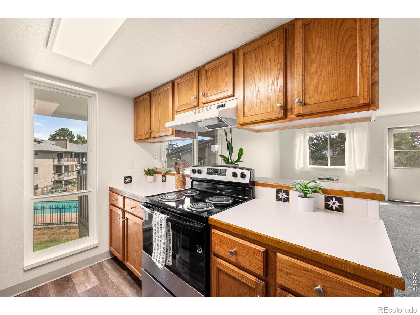 MLS Image #7 for 645  manhattan place,boulder, Colorado