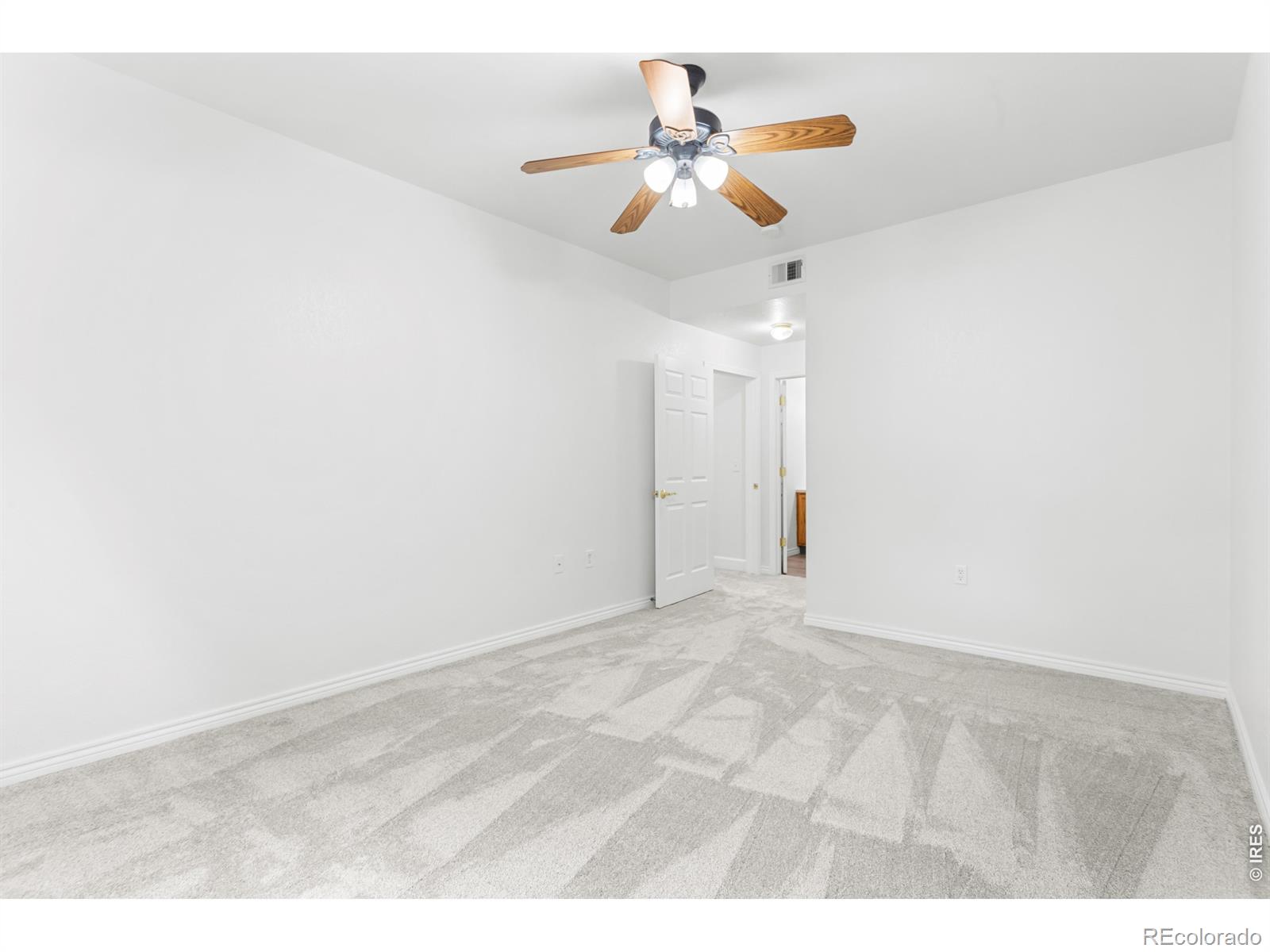 MLS Image #14 for 3002 w elizabeth street,fort collins, Colorado