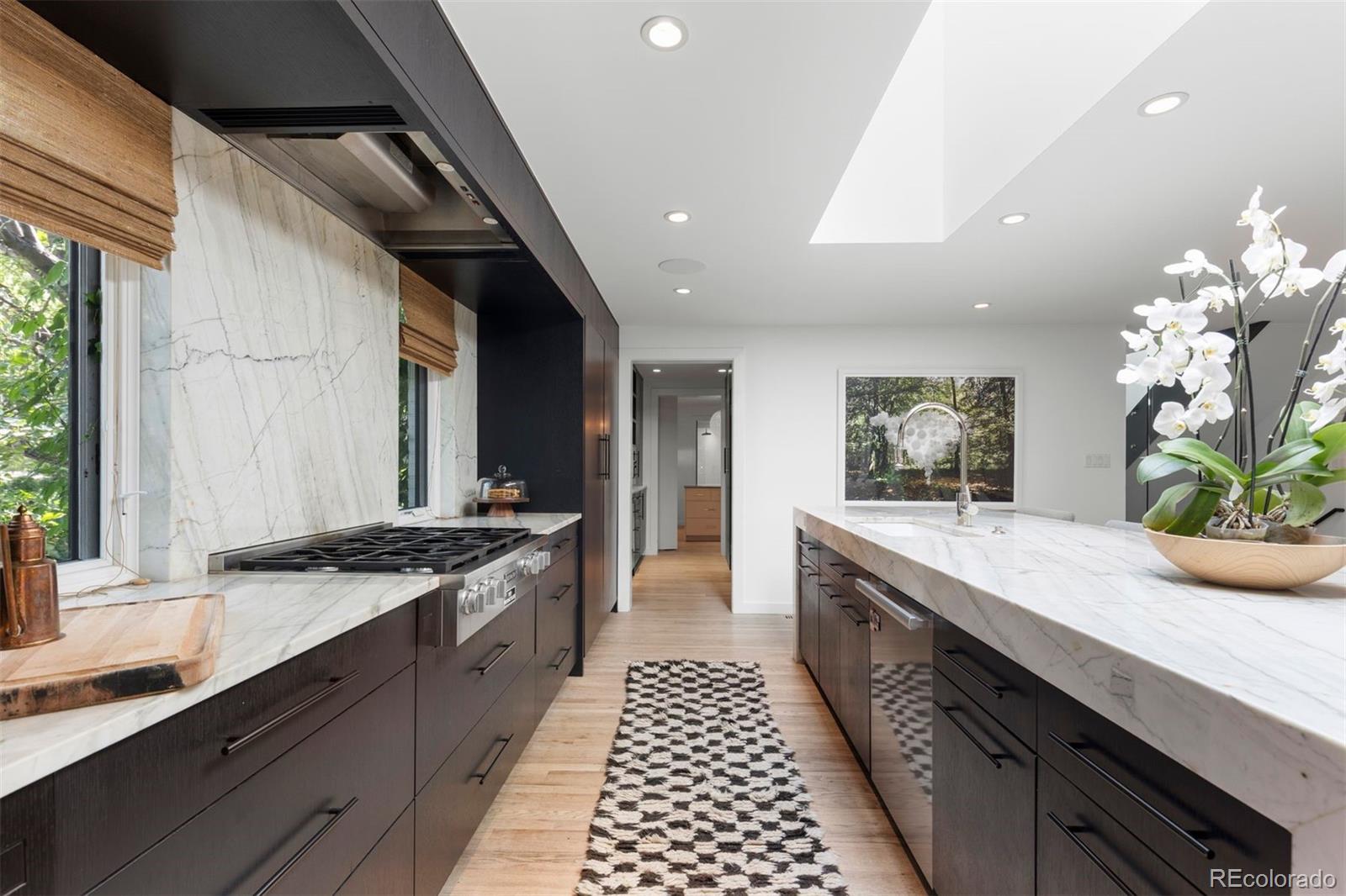MLS Image #15 for 275  vine street,denver, Colorado