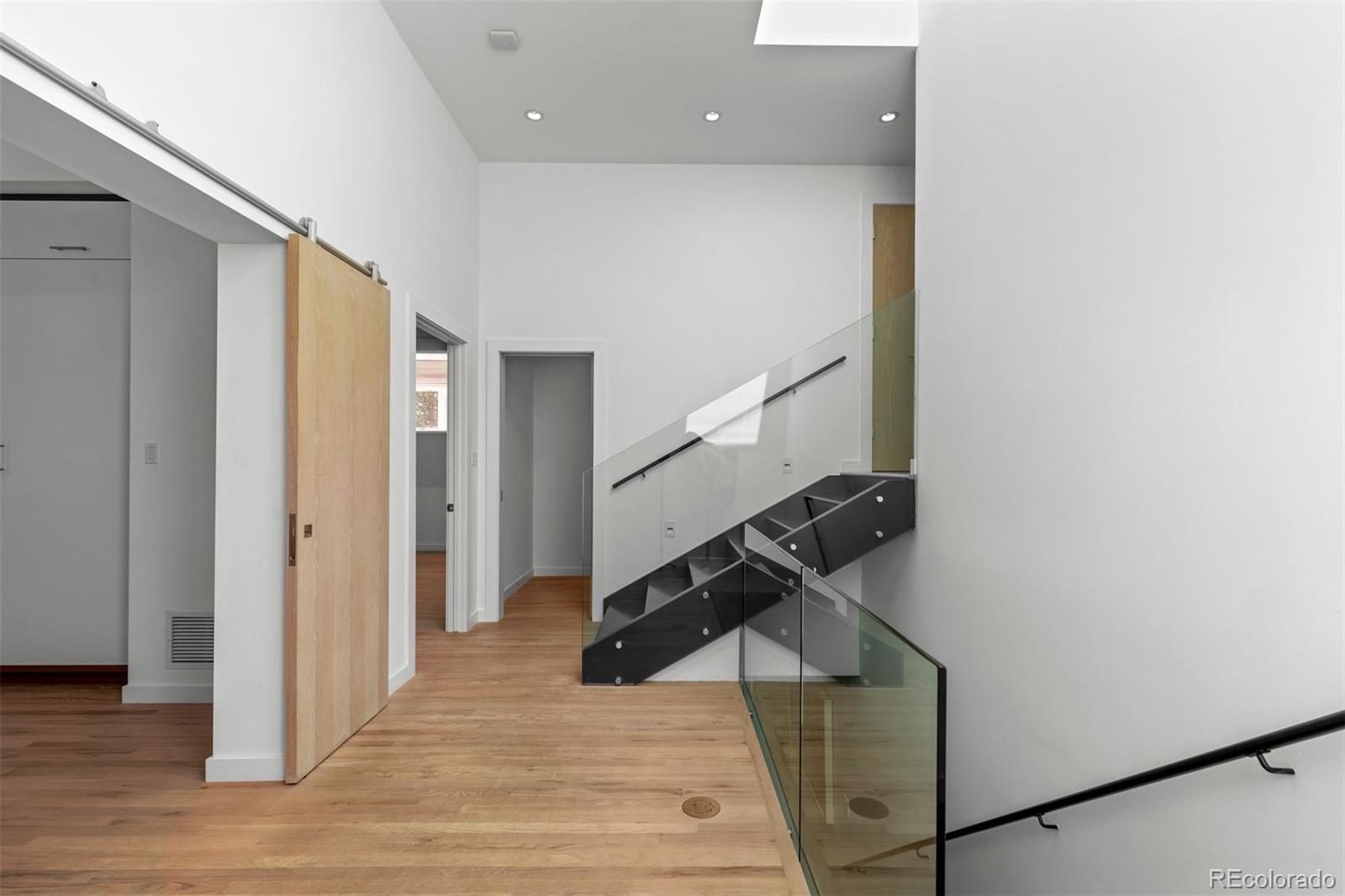 MLS Image #26 for 275  vine street,denver, Colorado
