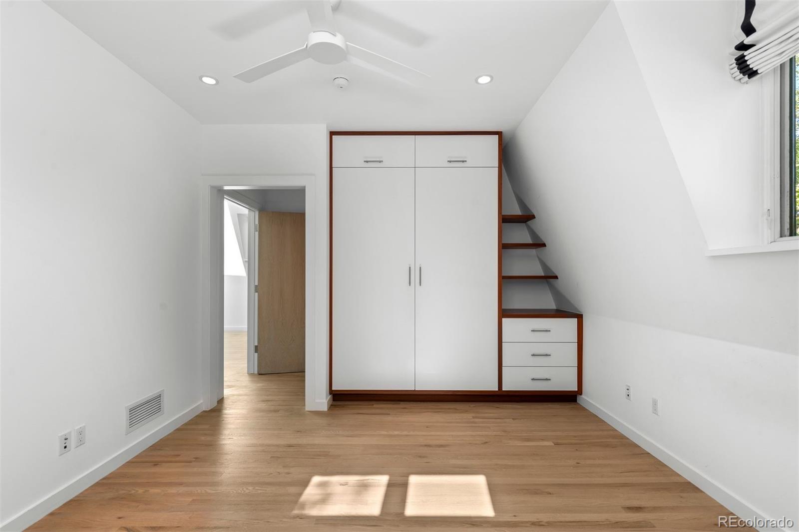 MLS Image #29 for 275  vine street,denver, Colorado