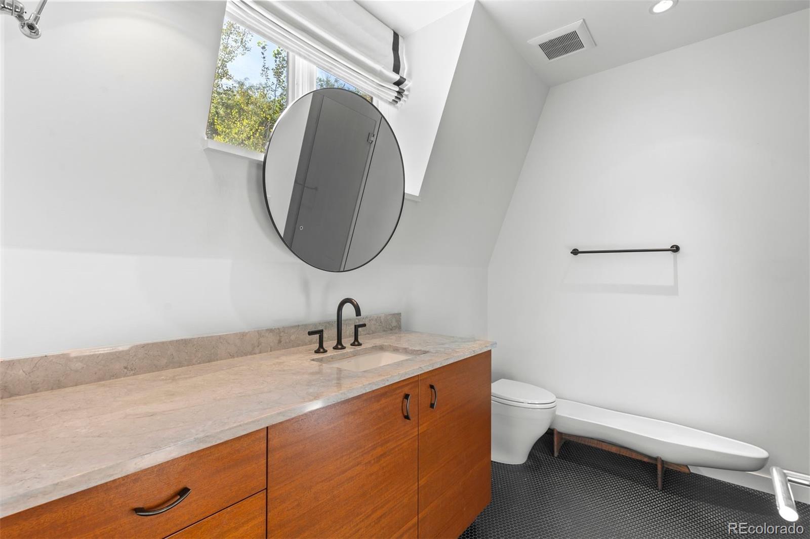 MLS Image #30 for 275  vine street,denver, Colorado