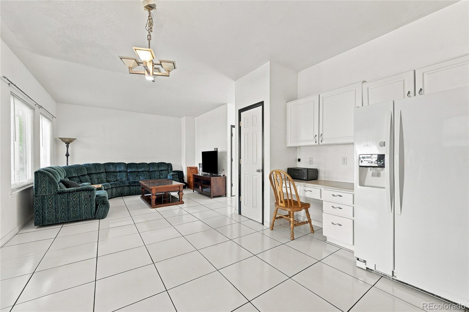 MLS Image #12 for 10987  eagle creek parkway,commerce city, Colorado