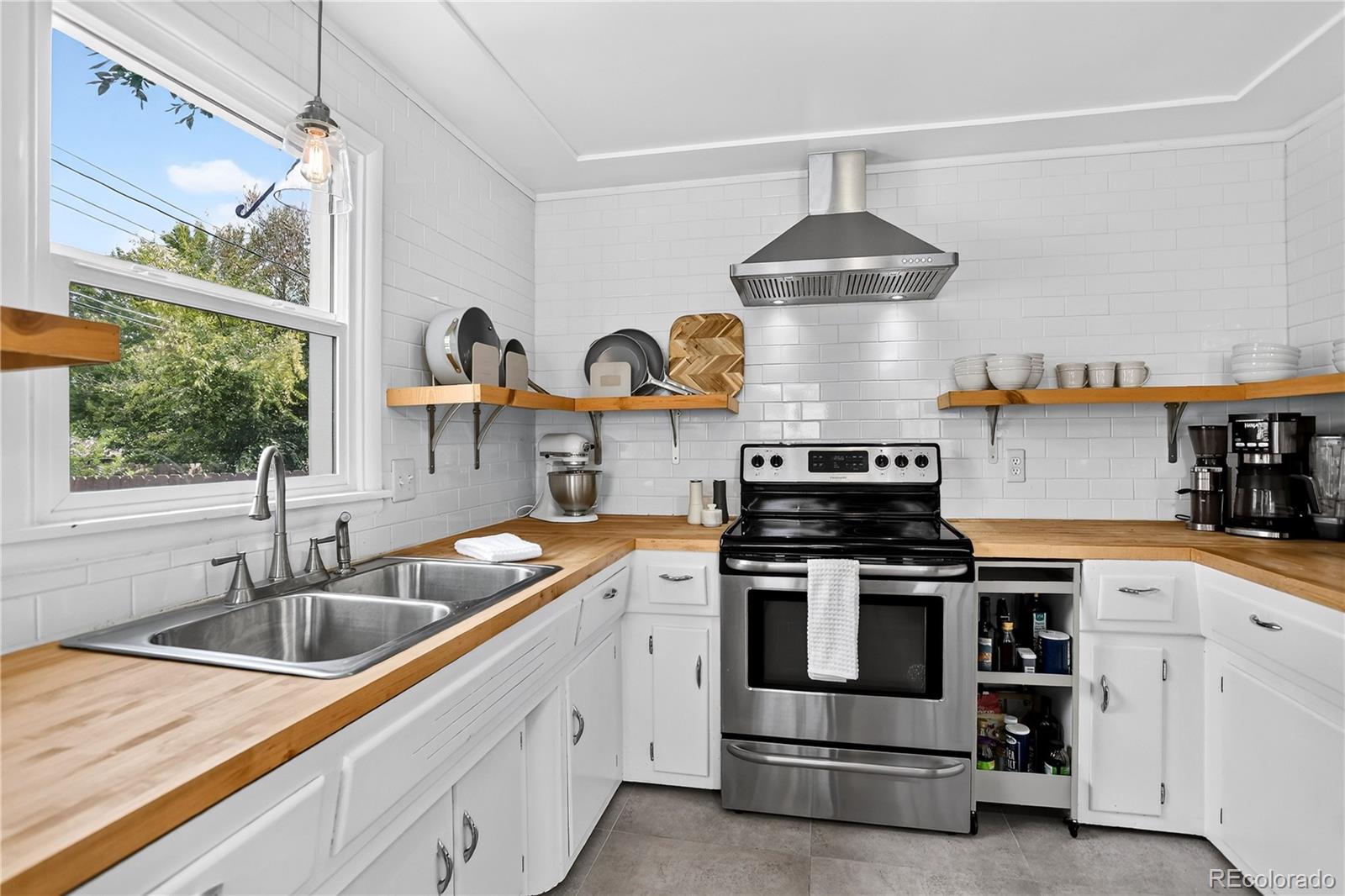 MLS Image #23 for 2426  newland street,edgewater, Colorado