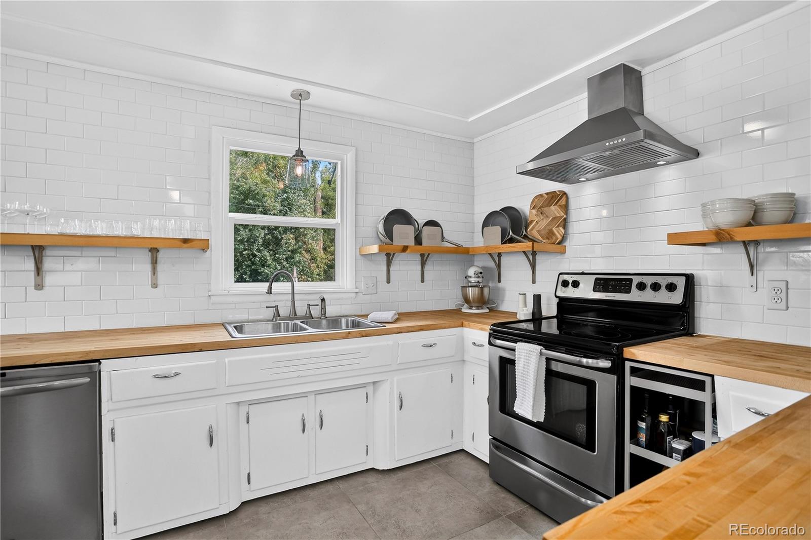 MLS Image #24 for 2426  newland street,edgewater, Colorado