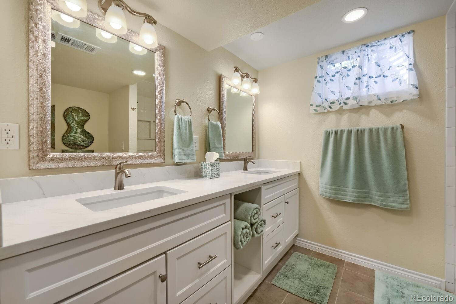 MLS Image #17 for 7965 s estes court,littleton, Colorado