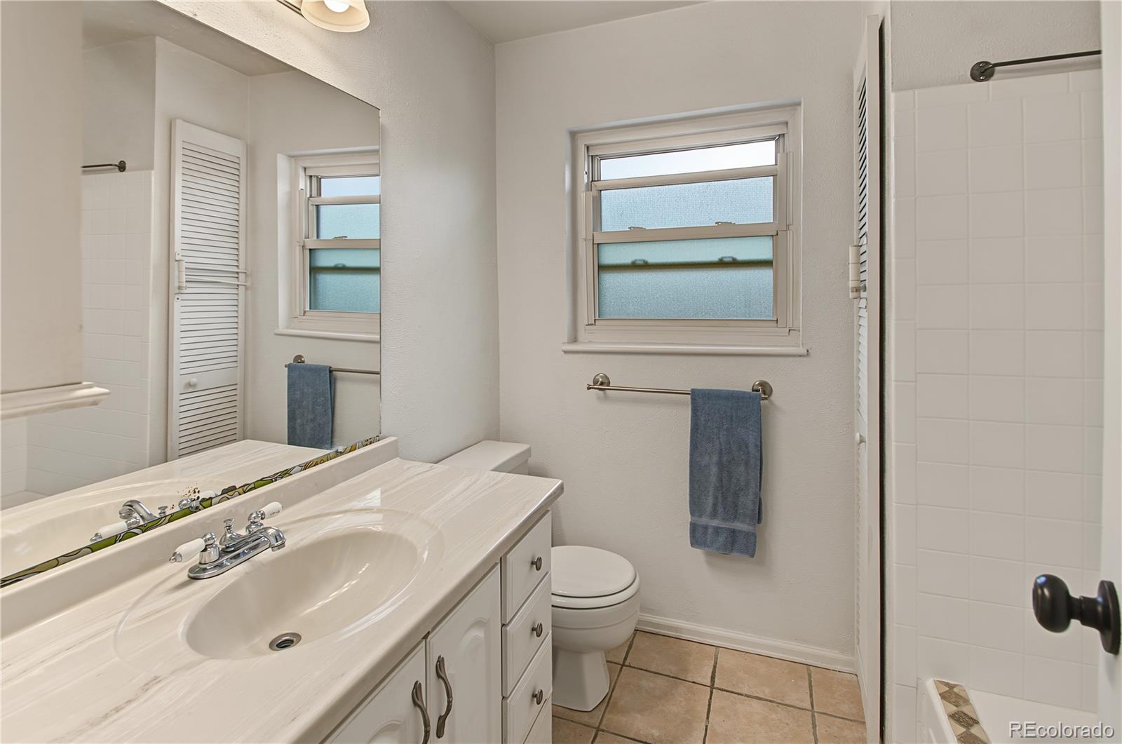MLS Image #6 for 6800 e tennessee avenue,denver, Colorado