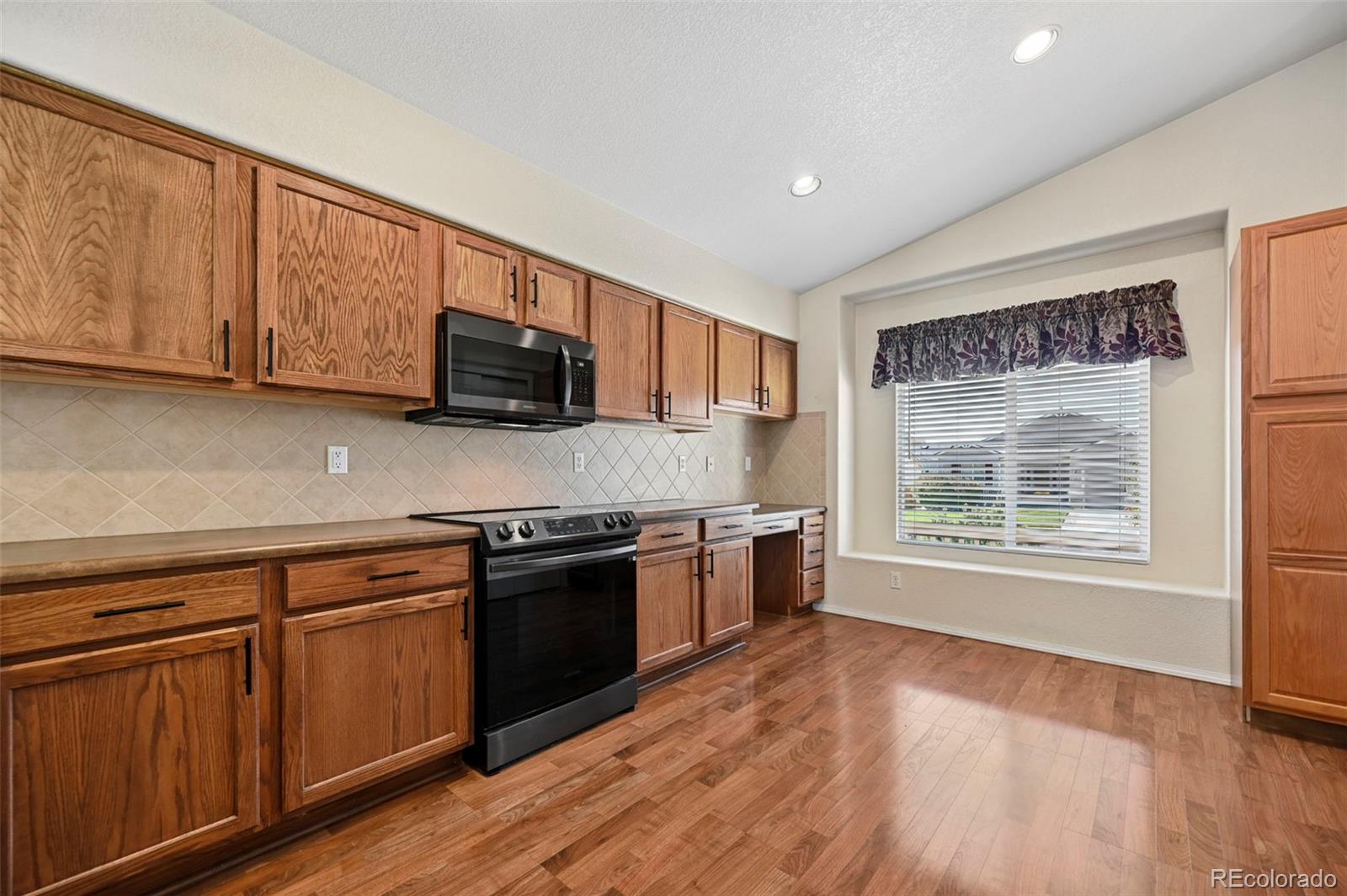 MLS Image #7 for 7557  legend hill drive,colorado springs, Colorado