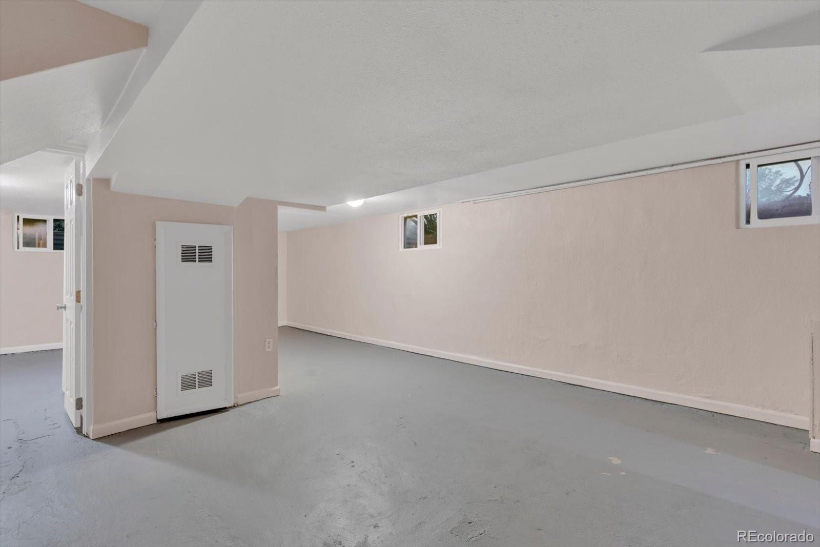 MLS Image #11 for 790 s raleigh street,denver, Colorado