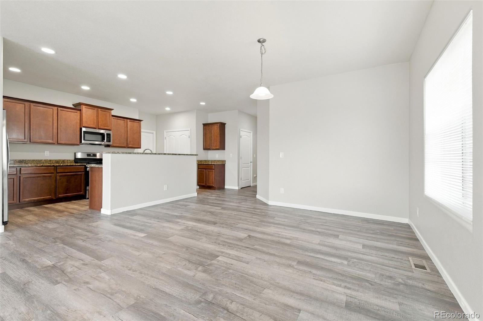 MLS Image #2 for 9548  dahlia lane,thornton, Colorado