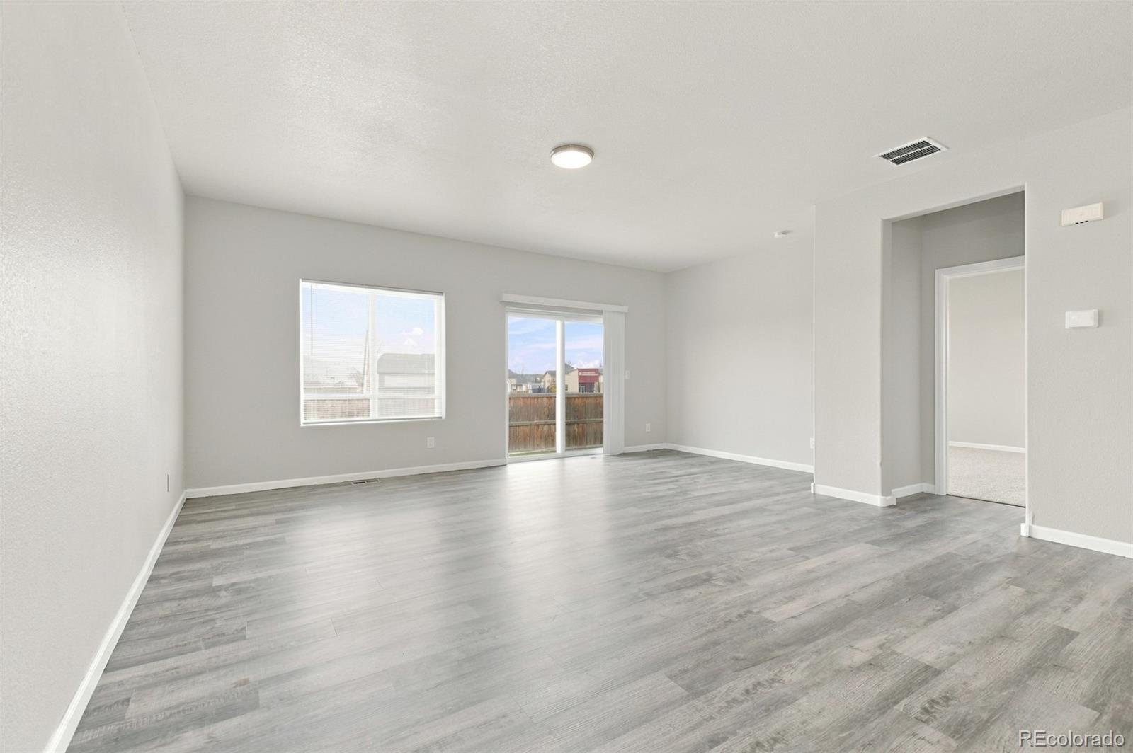 MLS Image #9 for 9548  dahlia lane,thornton, Colorado