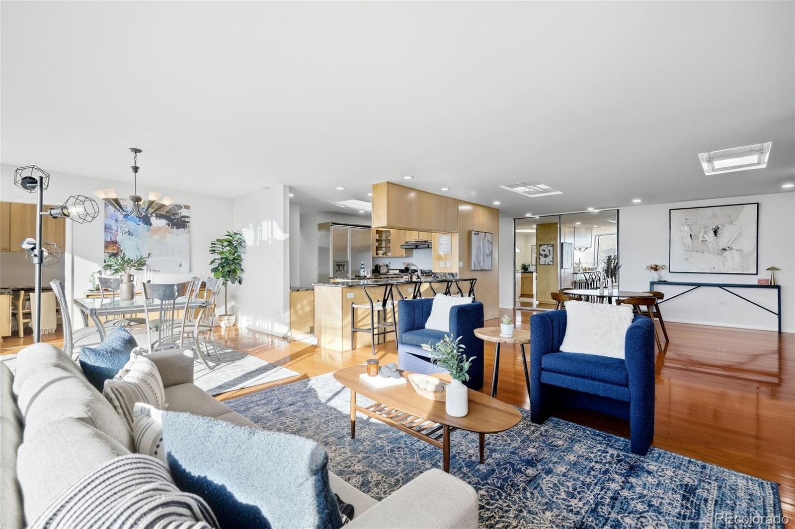 MLS Image #21 for 909 n logan street a,denver, Colorado